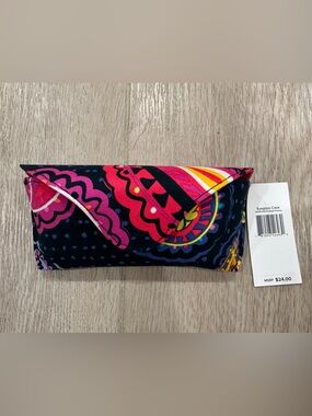 Vera Bradley Eyeglass Case - in RETIRED Twilight Paisley print- NWT